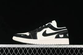 Picture of Air Jordan 1 LOW _SKUfw18028357568381727fw